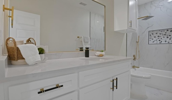 5501 Lovell Avenue, Fort Worth, TX 76107, 4 Bedrooms Bedrooms, ,2 BathroomsBathrooms,Residential,For Sale,5501 Lovell Avenue,20882135