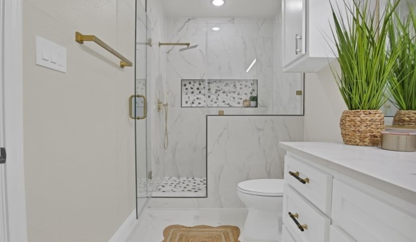 5501 Lovell Avenue, Fort Worth, TX 76107, 4 Bedrooms Bedrooms, ,2 BathroomsBathrooms,Residential,For Sale,5501 Lovell Avenue,20882135