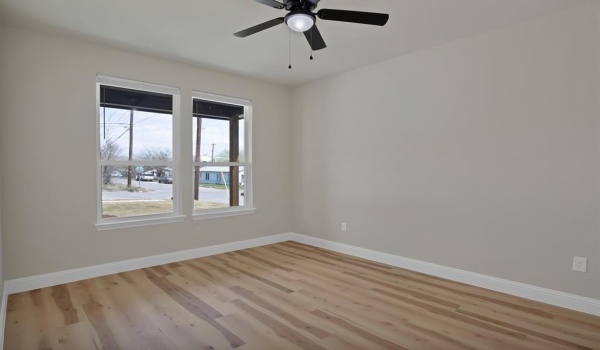 5501 Lovell Avenue, Fort Worth, TX 76107, 4 Bedrooms Bedrooms, ,2 BathroomsBathrooms,Residential,For Sale,5501 Lovell Avenue,20882135