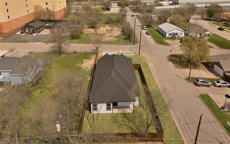 5501 Lovell Avenue, Fort Worth, TX 76107, 4 Bedrooms Bedrooms, ,2 BathroomsBathrooms,Residential,For Sale,5501 Lovell Avenue,20882135
