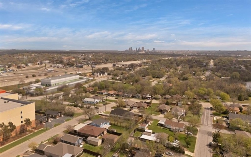 5501 Lovell Avenue, Fort Worth, TX 76107, 4 Bedrooms Bedrooms, ,2 BathroomsBathrooms,Residential,For Sale,5501 Lovell Avenue,20882135