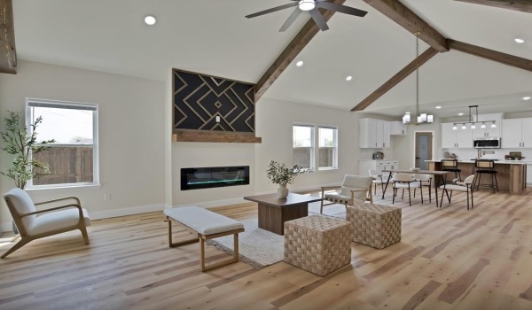 5501 Lovell Avenue, Fort Worth, TX 76107, 4 Bedrooms Bedrooms, ,2 BathroomsBathrooms,Residential,For Sale,5501 Lovell Avenue,20882135