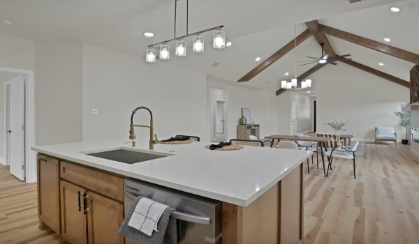 5501 Lovell Avenue, Fort Worth, TX 76107, 4 Bedrooms Bedrooms, ,2 BathroomsBathrooms,Residential,For Sale,5501 Lovell Avenue,20882135