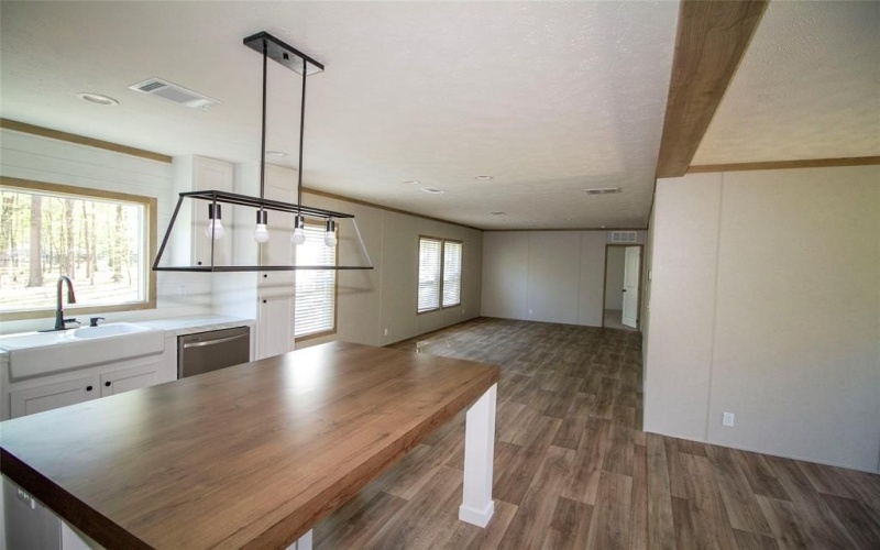 2017 Cypress Forest Drive, Benton, LA 71006, 4 Bedrooms Bedrooms, ,2 BathroomsBathrooms,Residential,For Sale,2017 Cypress Forest Drive,20883771