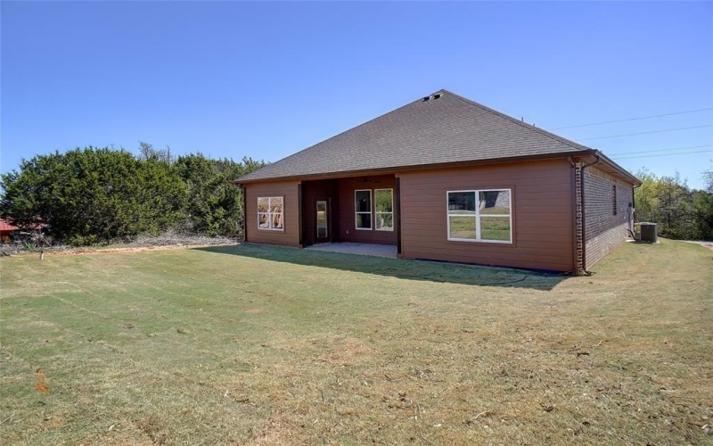2302 Navasota Street, Granbury, TX 76048, 3 Bedrooms Bedrooms, ,2 BathroomsBathrooms,Residential,For Sale,2302 Navasota Street,20883936
