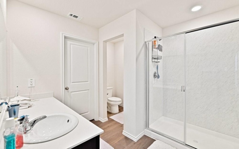 13120 Enclave Parkway, Providence Village, TX 76227, 3 Bedrooms Bedrooms, ,2 BathroomsBathrooms,Residential,For Sale,13120 Enclave Parkway,20884036