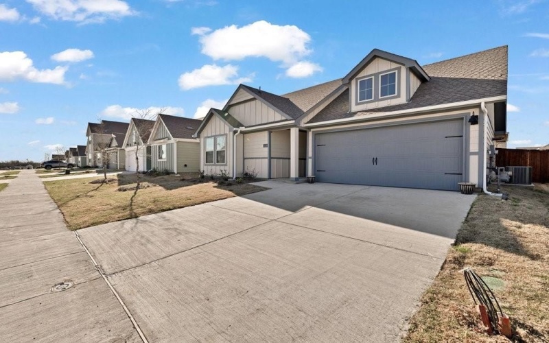 13120 Enclave Parkway, Providence Village, TX 76227, 3 Bedrooms Bedrooms, ,2 BathroomsBathrooms,Residential,For Sale,13120 Enclave Parkway,20884036