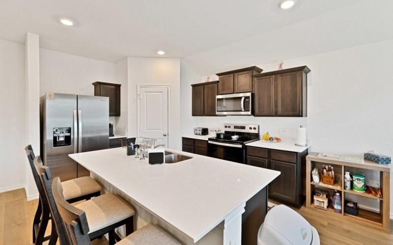 13120 Enclave Parkway, Providence Village, TX 76227, 3 Bedrooms Bedrooms, ,2 BathroomsBathrooms,Residential,For Sale,13120 Enclave Parkway,20884036