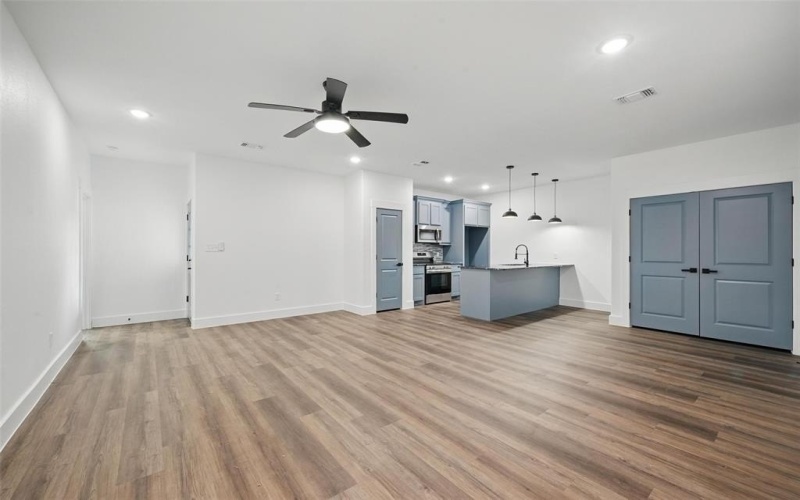 427 E Munson Street, Denison, TX 75021, 3 Bedrooms Bedrooms, ,2 BathroomsBathrooms,Residential,For Sale,427 E Munson Street,20884055
