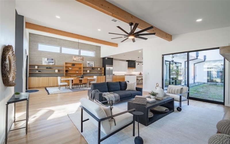 8903 Forest Hills Boulevard, Dallas, TX 75218, 5 Bedrooms Bedrooms, ,7 BathroomsBathrooms,Residential,For Sale,8903 Forest Hills Boulevard,20882331