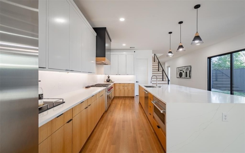 8903 Forest Hills Boulevard, Dallas, TX 75218, 5 Bedrooms Bedrooms, ,7 BathroomsBathrooms,Residential,For Sale,8903 Forest Hills Boulevard,20882331