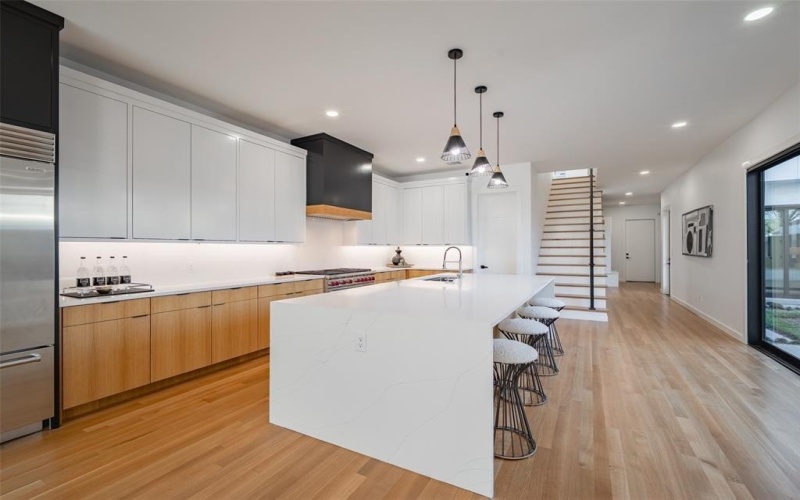 8903 Forest Hills Boulevard, Dallas, TX 75218, 5 Bedrooms Bedrooms, ,7 BathroomsBathrooms,Residential,For Sale,8903 Forest Hills Boulevard,20882331