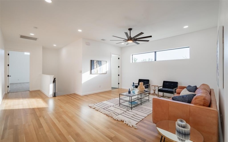 8903 Forest Hills Boulevard, Dallas, TX 75218, 5 Bedrooms Bedrooms, ,7 BathroomsBathrooms,Residential,For Sale,8903 Forest Hills Boulevard,20882331