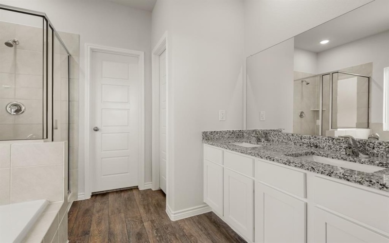9221 Union Pacific Drive, Fort Worth, TX 76036, 3 Bedrooms Bedrooms, ,2 BathroomsBathrooms,Residential,For Sale,9221 Union Pacific Drive,20884090
