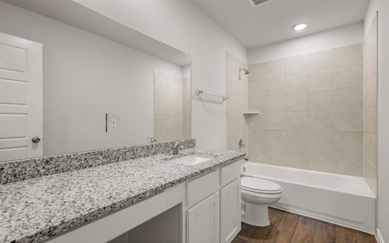 9221 Union Pacific Drive, Fort Worth, TX 76036, 3 Bedrooms Bedrooms, ,2 BathroomsBathrooms,Residential,For Sale,9221 Union Pacific Drive,20884090