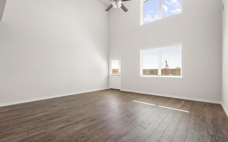 9221 Union Pacific Drive, Fort Worth, TX 76036, 3 Bedrooms Bedrooms, ,2 BathroomsBathrooms,Residential,For Sale,9221 Union Pacific Drive,20884090