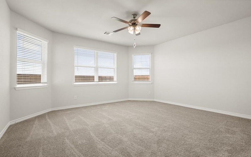 9221 Union Pacific Drive, Fort Worth, TX 76036, 3 Bedrooms Bedrooms, ,2 BathroomsBathrooms,Residential,For Sale,9221 Union Pacific Drive,20884090