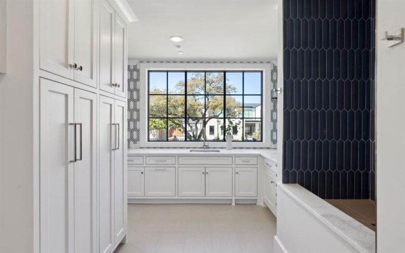 11132 Westmere Circle, Dallas, TX 75230, 6 Bedrooms Bedrooms, ,7 BathroomsBathrooms,Residential,For Sale,11132 Westmere Circle,20884099