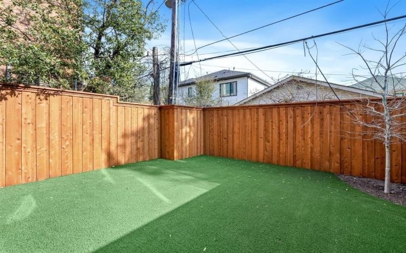 3938 Hawthorne Avenue, Dallas, TX 75219, 3 Bedrooms Bedrooms, ,3 BathroomsBathrooms,Residential,For Sale,3938 Hawthorne Avenue,20884115