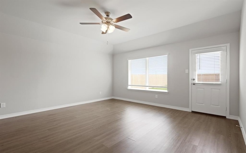 7013 Trestle Street, Fort Worth, TX 76036, 4 Habitaciones Habitaciones , ,3 BañosBaños,Residential,En Venta,7013 Trestle Street,20884161