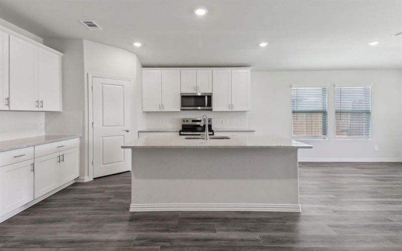 2200 Dunbar Drive, Sherman, TX 75092, 3 Habitaciones Habitaciones , ,2 BañosBaños,Residential,En Venta,2200 Dunbar Drive,20882519