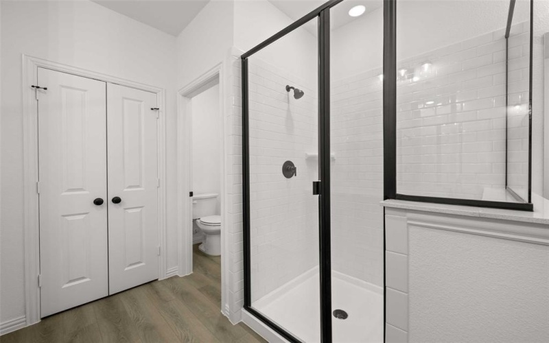 2412 Bulin Drive, Mansfield, TX 76063, 3 Bedrooms Bedrooms, ,2 BathroomsBathrooms,Residential,For Sale,2412 Bulin Drive,20884211