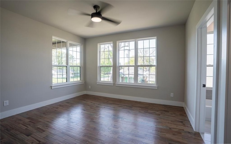 1616 N Bradley Street, McKinney, TX 75069, 5 Habitaciones Habitaciones , ,6 BañosBaños,Residential,En Venta,1616 N Bradley Street,20883256