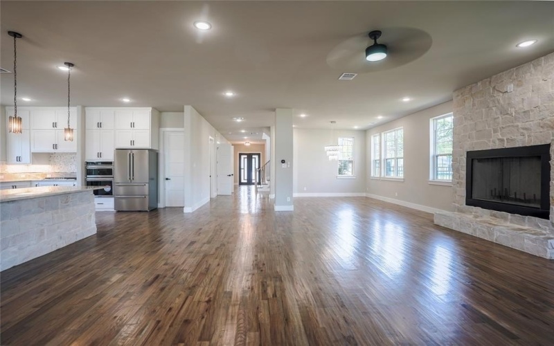 1616 N Bradley Street, McKinney, TX 75069, 5 Habitaciones Habitaciones , ,6 BañosBaños,Residential,En Venta,1616 N Bradley Street,20883256