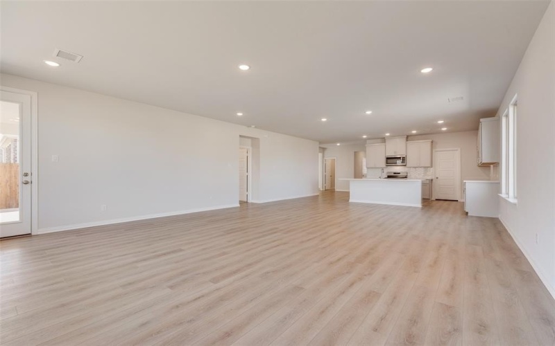 2704 Shiners Street, Forney, TX 75126, 3 Bedrooms Bedrooms, ,2 BathroomsBathrooms,Residential,For Sale,2704 Shiners Street,20883703