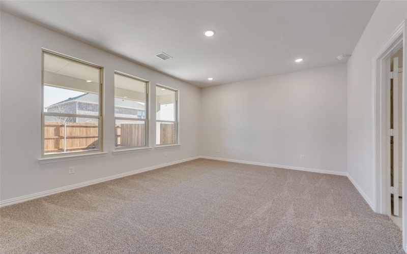 2704 Shiners Street, Forney, TX 75126, 3 Bedrooms Bedrooms, ,2 BathroomsBathrooms,Residential,For Sale,2704 Shiners Street,20883703