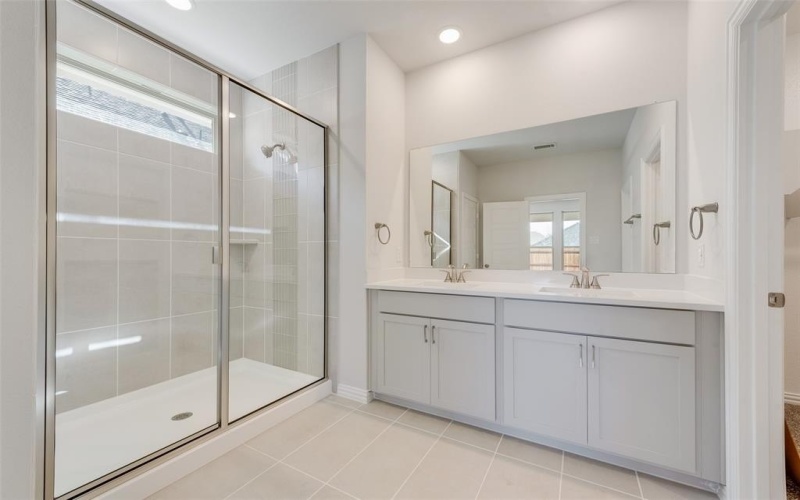 2704 Shiners Street, Forney, TX 75126, 3 Bedrooms Bedrooms, ,2 BathroomsBathrooms,Residential,For Sale,2704 Shiners Street,20883703