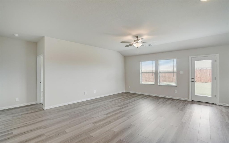 4017 Medina Drive, Farmersville, TX 75442, 4 Habitaciones Habitaciones , ,3 BañosBaños,Residential,En Venta,4017 Medina Drive,20884457