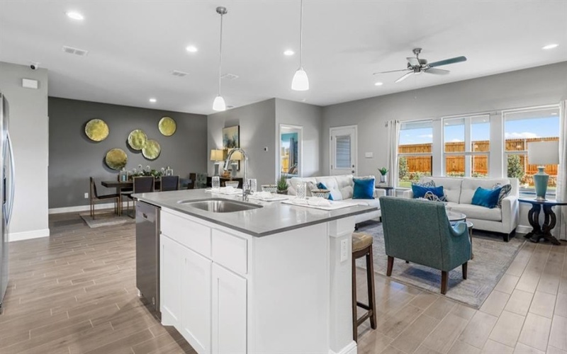 1303 SPEERS Drive, Mansfield, TX 76063, 4 Bedrooms Bedrooms, ,2 BathroomsBathrooms,Residential,For Sale,1303 SPEERS Drive,20884465