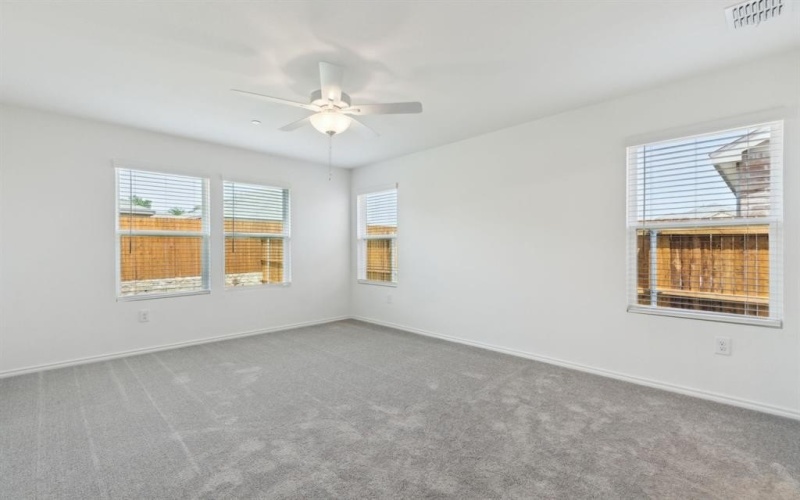 2704 Barton Springs Drive, Denton, TX 76208, 3 Bedrooms Bedrooms, ,2 BathroomsBathrooms,Residential,For Sale,2704 Barton Springs Drive,20884471