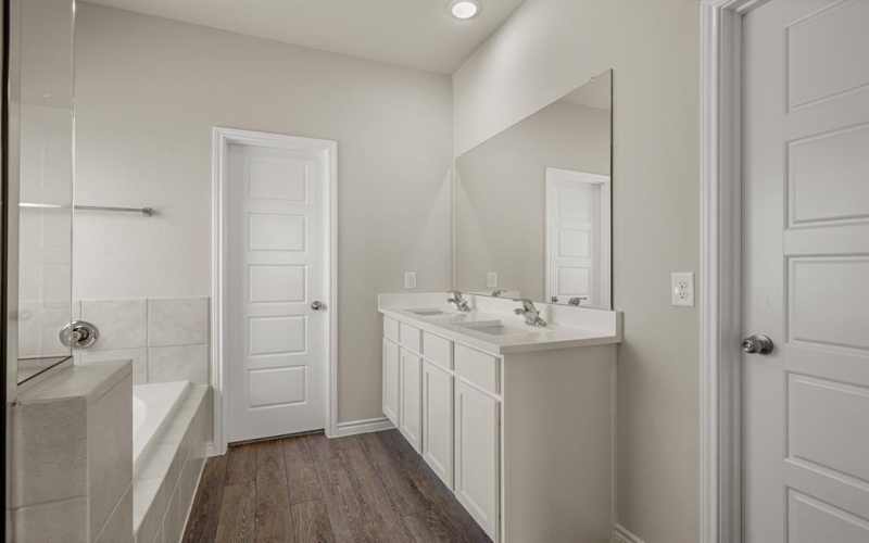 9240 Kansas Pacific Drive, Fort Worth, TX 76036, 4 Bedrooms Bedrooms, ,3 BathroomsBathrooms,Residential,For Sale,9240 Kansas Pacific Drive,20884516