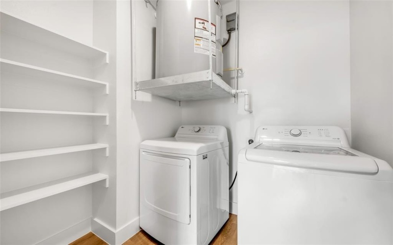 5313 Reiger Avenue #302, Dallas, TX 75214, 1 Bedroom Bedrooms, ,1 BathroomBathrooms,Residential Lease,For Rent,5313 Reiger Avenue,20882108
