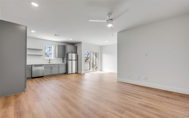 5313 Reiger Avenue #302, Dallas, TX 75214, 1 Bedroom Bedrooms, ,1 BathroomBathrooms,Residential Lease,For Rent,5313 Reiger Avenue,20882108