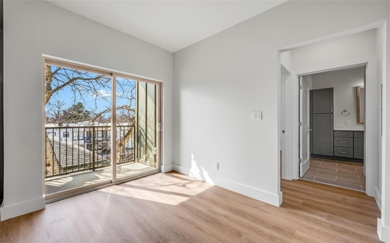5313 Reiger Avenue #302, Dallas, TX 75214, 1 Bedroom Bedrooms, ,1 BathroomBathrooms,Residential Lease,For Rent,5313 Reiger Avenue,20882108