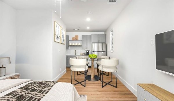 5313 Reiger Avenue #304, Dallas, TX 75214, 1 Bedroom Bedrooms, ,1 BathroomBathrooms,Residential Lease,For Rent,5313 Reiger Avenue,20882117