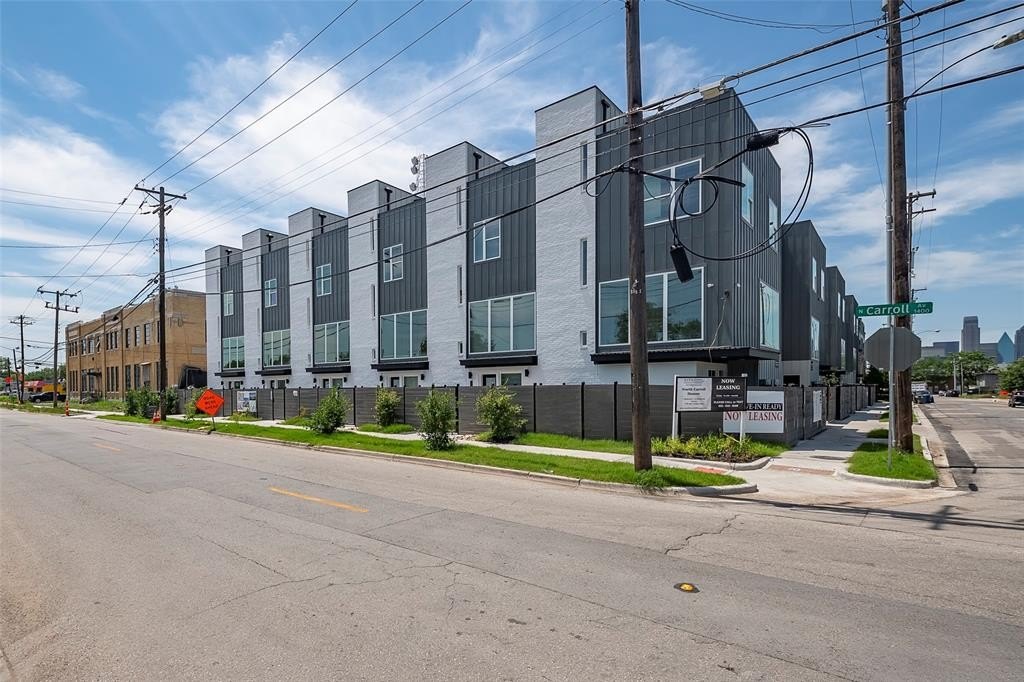 1423 N Carroll Avenue, Dallas, TX 75204, 2 Bedrooms Bedrooms, ,2 BathroomsBathrooms,Residential Multi Family,For Sale,1423 N Carroll Avenue,20882549