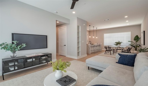 1423 N Carroll Avenue, Dallas, TX 75204, 2 Bedrooms Bedrooms, ,2 BathroomsBathrooms,Residential Multi Family,For Sale,1423 N Carroll Avenue,20882549