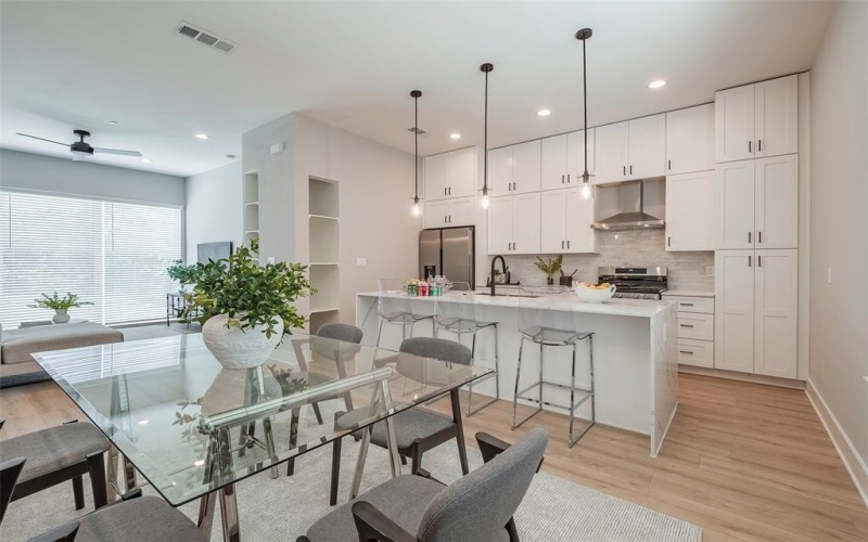 1423 N Carroll Avenue, Dallas, TX 75204, 2 Bedrooms Bedrooms, ,2 BathroomsBathrooms,Residential Multi Family,For Sale,1423 N Carroll Avenue,20882549