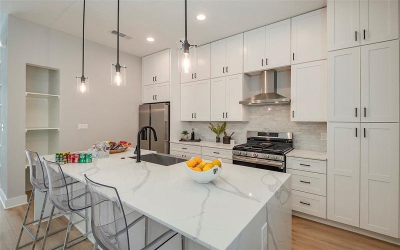 1423 N Carroll Avenue, Dallas, TX 75204, 2 Bedrooms Bedrooms, ,2 BathroomsBathrooms,Residential Multi Family,For Sale,1423 N Carroll Avenue,20882549