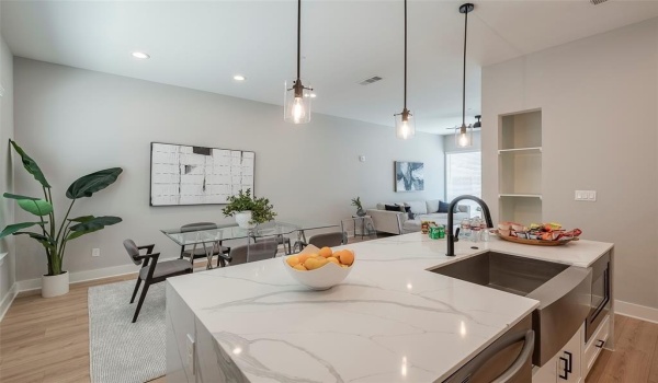 1423 N Carroll Avenue, Dallas, TX 75204, 2 Bedrooms Bedrooms, ,2 BathroomsBathrooms,Residential Multi Family,For Sale,1423 N Carroll Avenue,20882549