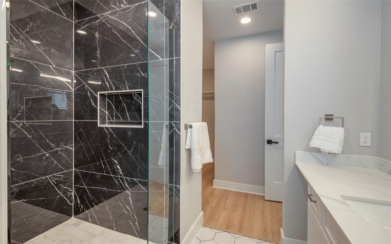 1423 N Carroll Avenue, Dallas, TX 75204, 2 Bedrooms Bedrooms, ,2 BathroomsBathrooms,Residential Multi Family,For Sale,1423 N Carroll Avenue,20882549