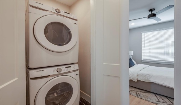 1423 N Carroll Avenue, Dallas, TX 75204, 2 Bedrooms Bedrooms, ,2 BathroomsBathrooms,Residential Multi Family,For Sale,1423 N Carroll Avenue,20882549