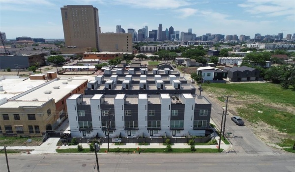 1423 N Carroll Avenue, Dallas, TX 75204, 2 Bedrooms Bedrooms, ,2 BathroomsBathrooms,Residential Multi Family,For Sale,1423 N Carroll Avenue,20882549