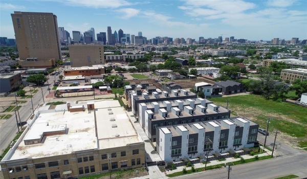1423 N Carroll Avenue, Dallas, TX 75204, 2 Bedrooms Bedrooms, ,2 BathroomsBathrooms,Residential Multi Family,For Sale,1423 N Carroll Avenue,20882549