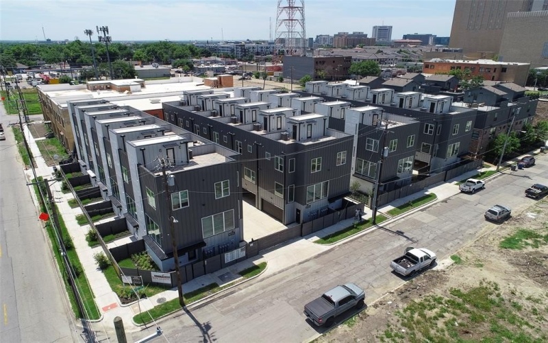1423 N Carroll Avenue, Dallas, TX 75204, 2 Bedrooms Bedrooms, ,2 BathroomsBathrooms,Residential Multi Family,For Sale,1423 N Carroll Avenue,20882549