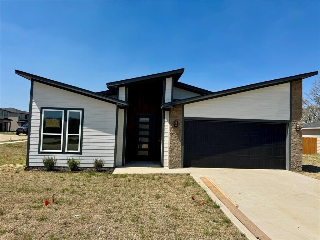 15508 Greenhouse Way, Lindale, TX 75771, 3 Bedrooms Bedrooms, ,2 BathroomsBathrooms,Residential Lease,For Rent,15508 Greenhouse Way,20882824